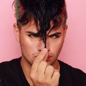 Meet your Posher, Jonathan